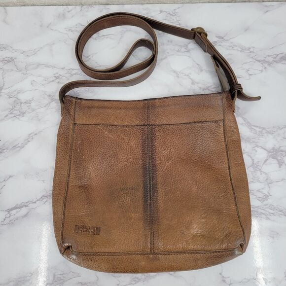 Duluth Trading Company Lifetime Leather Crossbody Bag - Picture 2 of 11